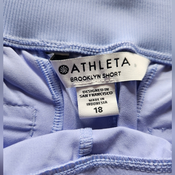 Athleta Women's Brooklyn Shorts size 18 NEW - Picture 3 of 8